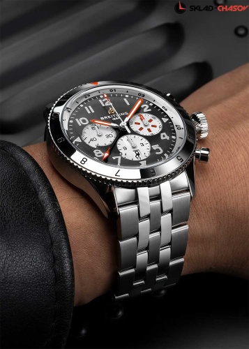 Breitling YB04451A1B1A1 фото фото 5